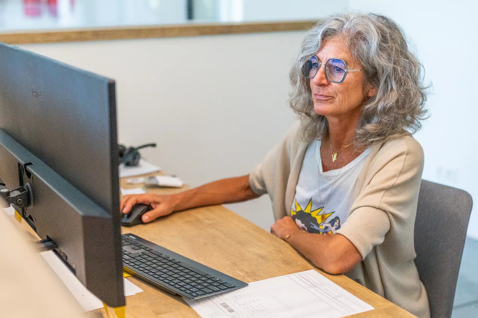 Medewerker van Pattyn aan het werk op kantoor